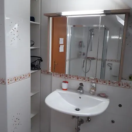 Cerne Bed and breakfast Polhov Gradec