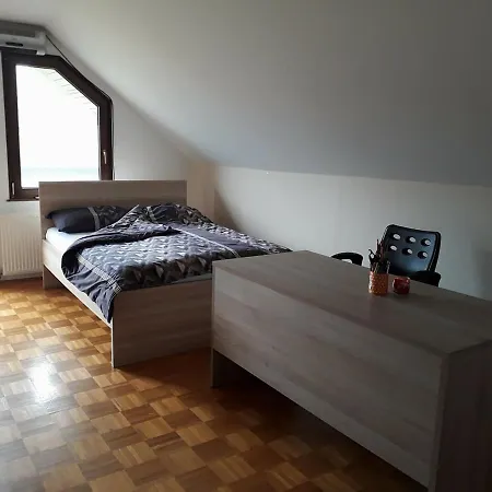 Cerne Bed and breakfast Polhov Gradec