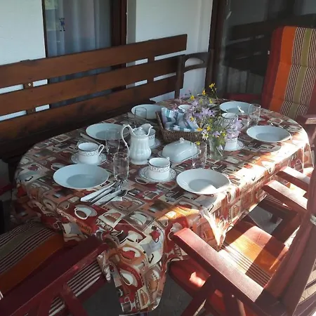Cerne Bed & Breakfast 2*